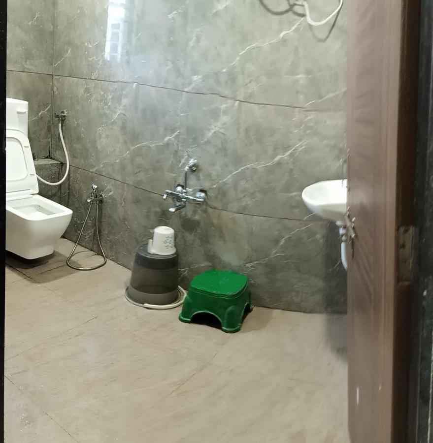 Hotel Mansarovar,바도다라 외부 사진