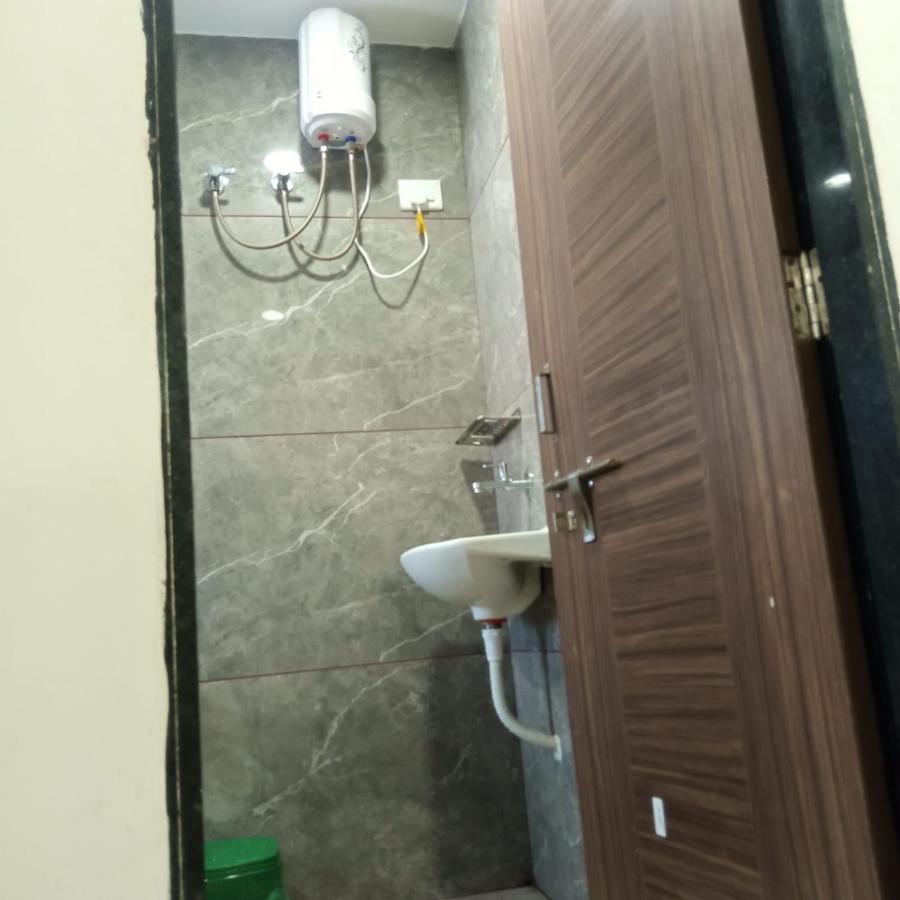 Hotel Mansarovar,바도다라 외부 사진